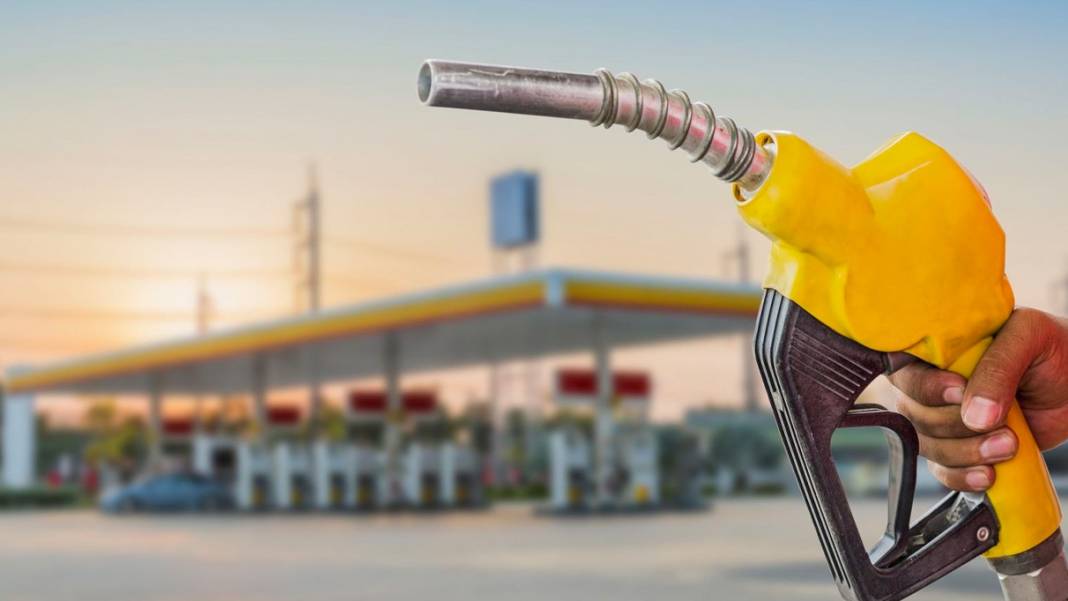 Akaryakıt fiyatlarında indirim fırsatı: Fiyatları gören benzin istasyonlarına hücum ediyor 5